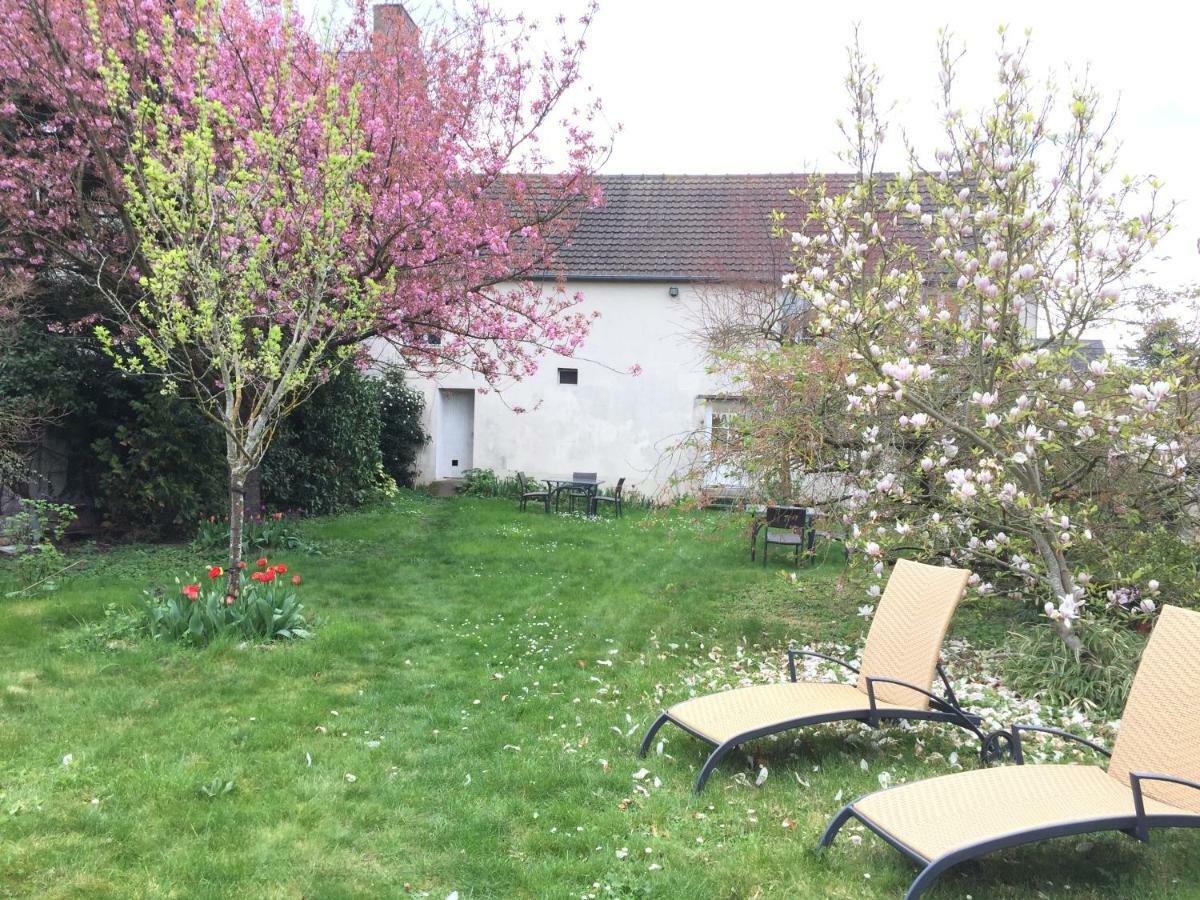 Le Clos Tilia Bed & Breakfast Cléry-Saint-André Екстериор снимка